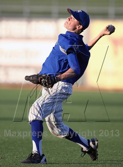 Thumbnail 1 in Empire vs. Fountain Hills (AIA D3 Final) photogallery.