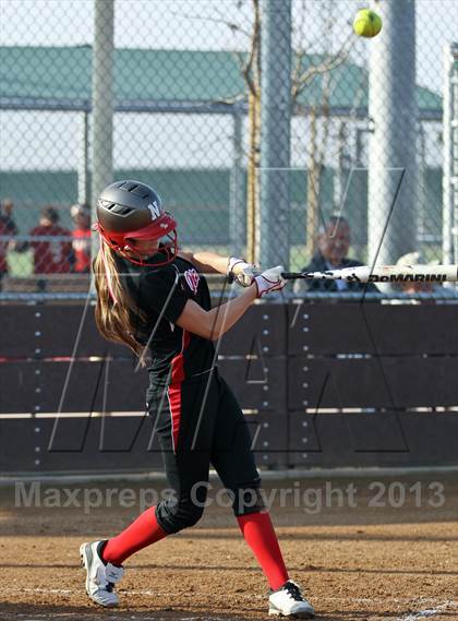 Thumbnail 1 in North vs Golden Valley (Mira Monte Invitational) photogallery.