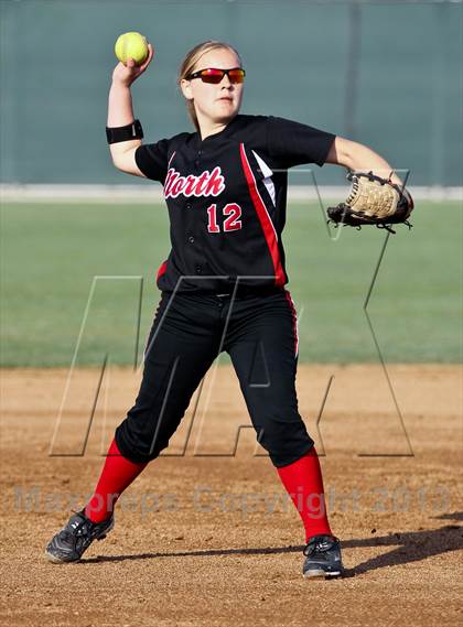 Thumbnail 2 in North vs Golden Valley (Mira Monte Invitational) photogallery.