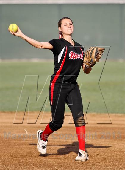 Thumbnail 2 in North vs Golden Valley (Mira Monte Invitational) photogallery.