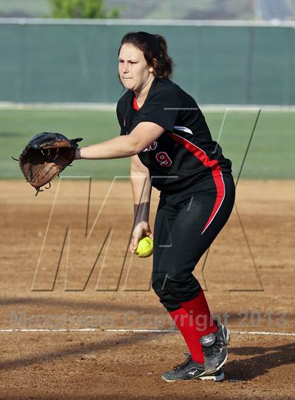 Thumbnail 1 in North vs Golden Valley (Mira Monte Invitational) photogallery.