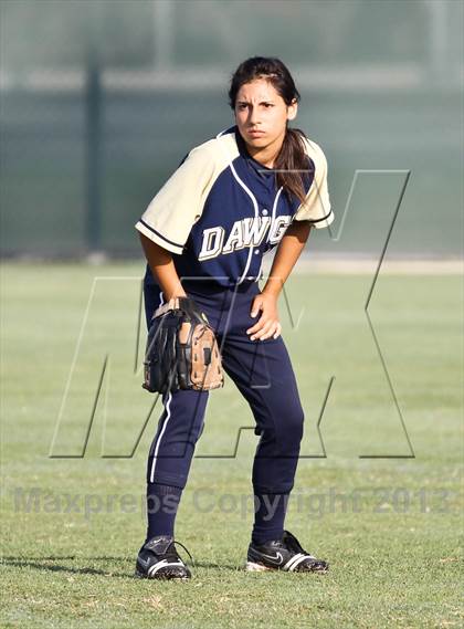 Thumbnail 3 in North vs Golden Valley (Mira Monte Invitational) photogallery.