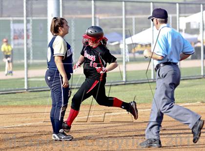 Thumbnail 2 in North vs Golden Valley (Mira Monte Invitational) photogallery.