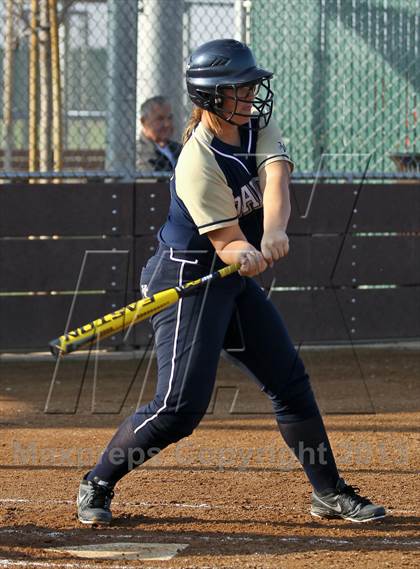 Thumbnail 2 in North vs Golden Valley (Mira Monte Invitational) photogallery.