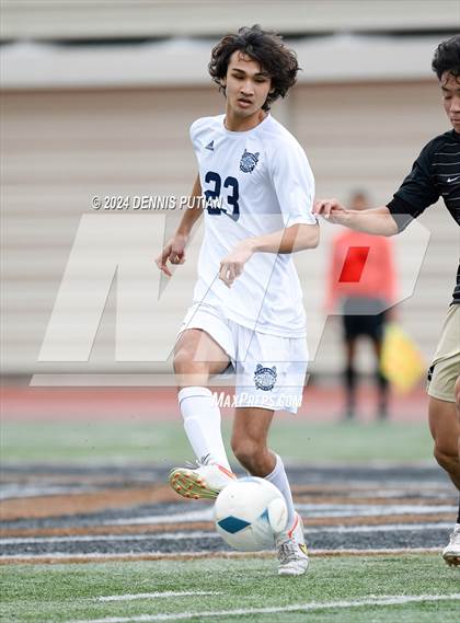 Thumbnail 3 in Carlmont @ Archbishop Mitty (CIF CCS Quarterfinals) photogallery.