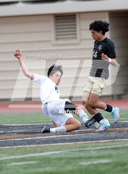 Thumbnail 2 in Carlmont @ Archbishop Mitty (CIF CCS Quarterfinals) photogallery.