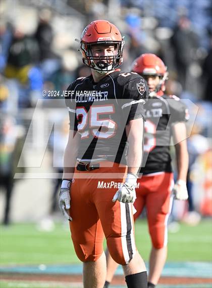 Thumbnail 3 in Kirtland vs. Coldwater (OHSAA Division 6 Final) photogallery.