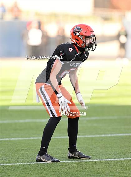 Thumbnail 2 in Kirtland vs. Coldwater (OHSAA Division 6 Final) photogallery.