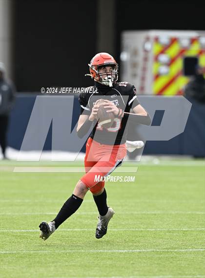 Thumbnail 1 in Kirtland vs. Coldwater (OHSAA Division 6 Final) photogallery.
