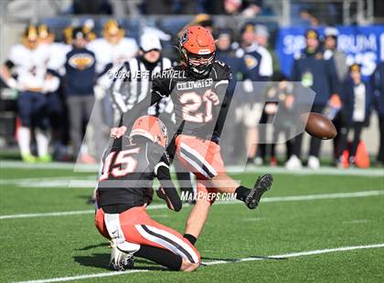 Thumbnail 2 in Kirtland vs. Coldwater (OHSAA Division 6 Final) photogallery.