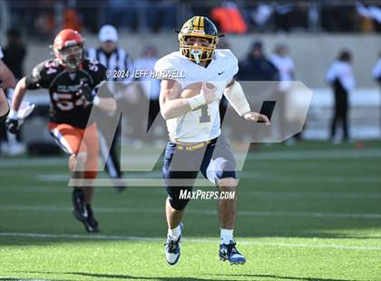 Thumbnail 3 in Kirtland vs. Coldwater (OHSAA Division 6 Final) photogallery.