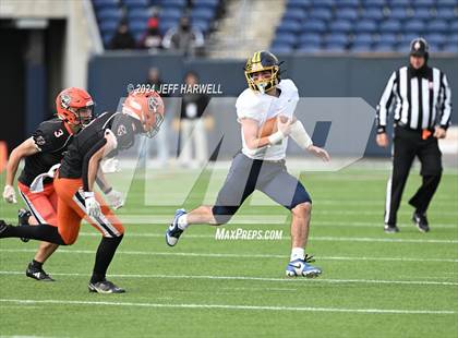 Thumbnail 2 in Kirtland vs. Coldwater (OHSAA Division 6 Final) photogallery.
