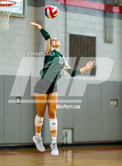 Thumbnail 2 in Reagan @ LEE photogallery.