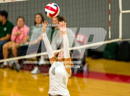 Thumbnail 3 in Reagan @ LEE photogallery.