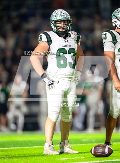 Thumbnail 1 in Pleasant Grove vs. Canton (UIL 4A D2 Area) photogallery.