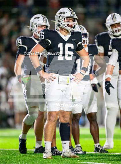 Thumbnail 1 in Pleasant Grove vs. Canton (UIL 4A D2 Area) photogallery.