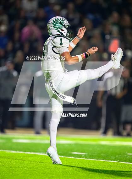 Thumbnail 1 in Pleasant Grove vs. Canton (UIL 4A D2 Area) photogallery.