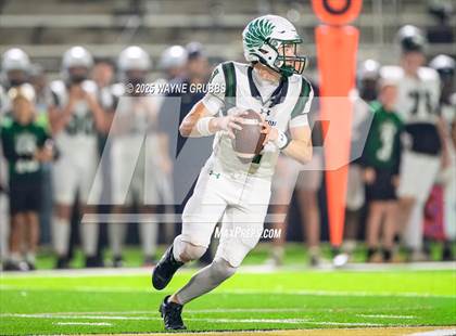 Thumbnail 2 in Pleasant Grove vs. Canton (UIL 4A D2 Area) photogallery.