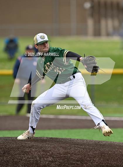 Thumbnail 2 in GlenOak @ Louisville photogallery.