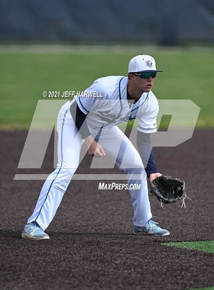 Thumbnail 3 in GlenOak @ Louisville photogallery.