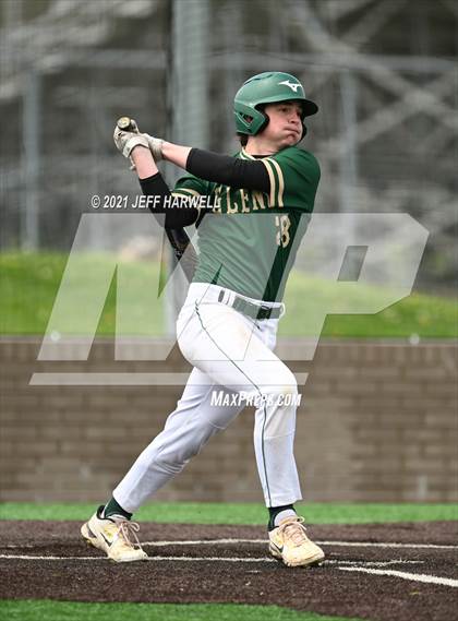 Thumbnail 1 in GlenOak @ Louisville photogallery.