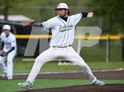 Thumbnail 2 in GlenOak @ Louisville photogallery.