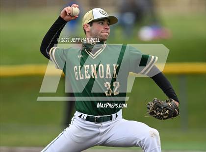 Thumbnail 1 in GlenOak @ Louisville photogallery.