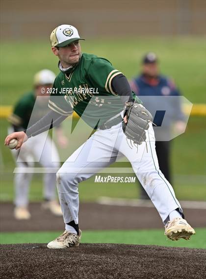 Thumbnail 3 in GlenOak @ Louisville photogallery.