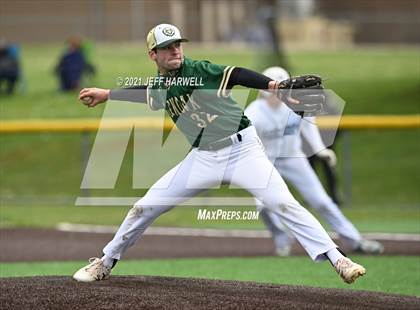 Thumbnail 2 in GlenOak @ Louisville photogallery.