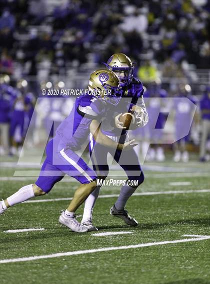 Thumbnail 2 in East View @ Alamo Heights (UIL 5A Area Playoff) photogallery.