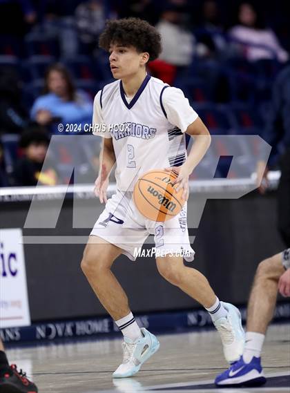 Thumbnail 3 in Sahuaro vs Pueblo (MLK Basketball Classic) photogallery.