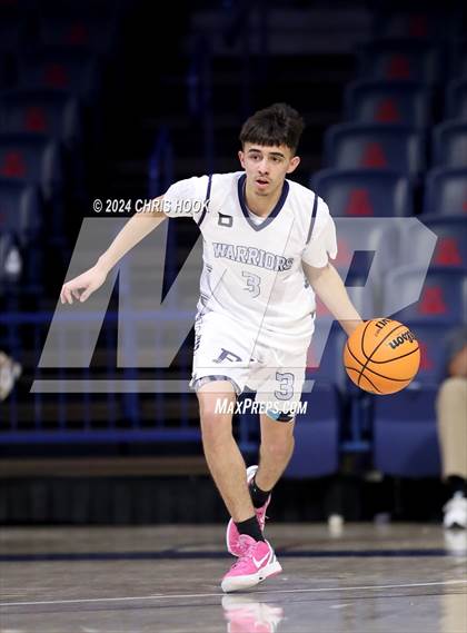 Thumbnail 1 in Sahuaro vs Pueblo (MLK Basketball Classic) photogallery.