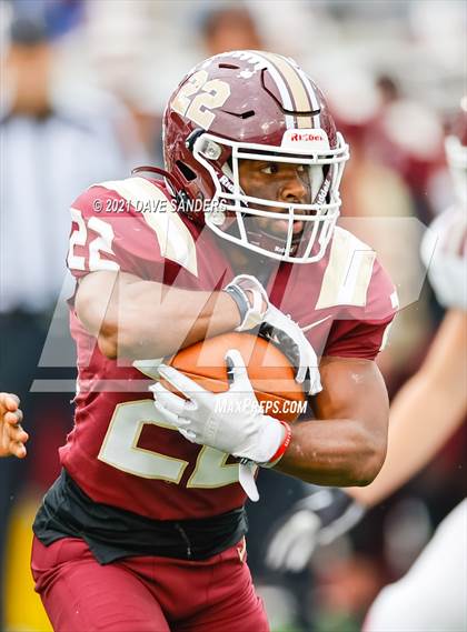 Thumbnail 2 in Summer Creek vs. Cinco Ranch (UIL 6A Regional Playoff) photogallery.