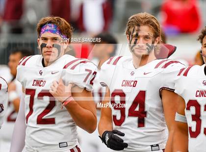 Thumbnail 2 in Summer Creek vs. Cinco Ranch (UIL 6A Regional Playoff) photogallery.