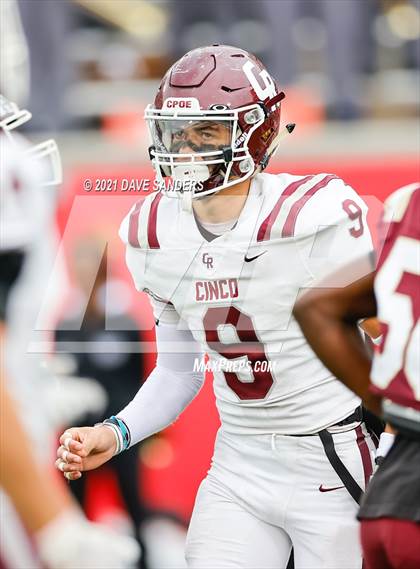Thumbnail 1 in Summer Creek vs. Cinco Ranch (UIL 6A Regional Playoff) photogallery.