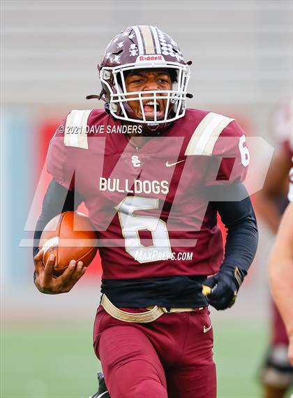 Thumbnail 3 in Summer Creek vs. Cinco Ranch (UIL 6A Regional Playoff) photogallery.