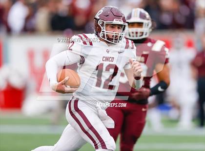 Thumbnail 2 in Summer Creek vs. Cinco Ranch (UIL 6A Regional Playoff) photogallery.