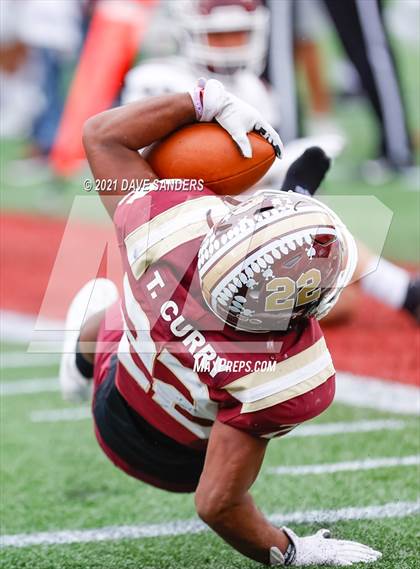 Thumbnail 1 in Summer Creek vs. Cinco Ranch (UIL 6A Regional Playoff) photogallery.
