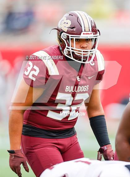 Thumbnail 3 in Summer Creek vs. Cinco Ranch (UIL 6A Regional Playoff) photogallery.