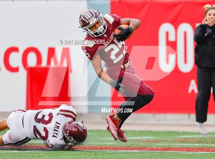 Thumbnail 2 in Summer Creek vs. Cinco Ranch (UIL 6A Regional Playoff) photogallery.