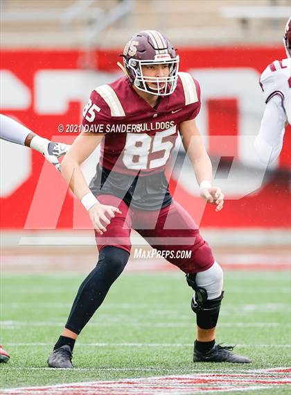 Thumbnail 3 in Summer Creek vs. Cinco Ranch (UIL 6A Regional Playoff) photogallery.