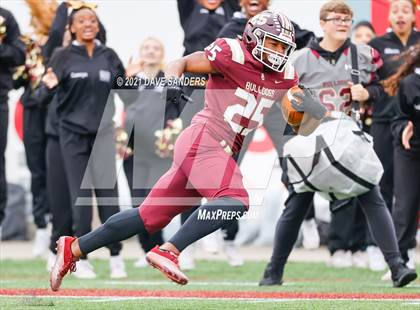Thumbnail 3 in Summer Creek vs. Cinco Ranch (UIL 6A Regional Playoff) photogallery.