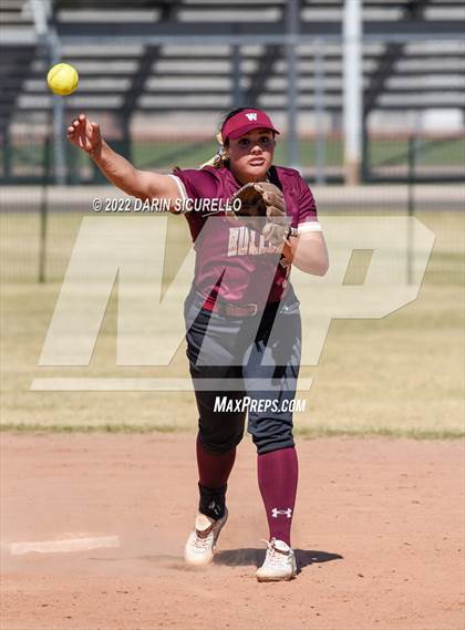 Thumbnail 3 in Winslow vs. Arizona College Prep (Dobson/Westwood Invitational) photogallery.