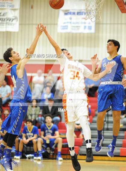 Thumbnail 1 in El Toro @ Mission Viejo photogallery.