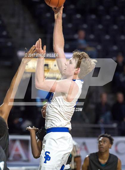 Thumbnail 3 in Seattle Prep vs. Spanaway Lake photogallery.