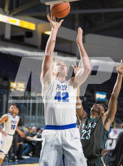 Thumbnail 3 in Seattle Prep vs. Spanaway Lake photogallery.