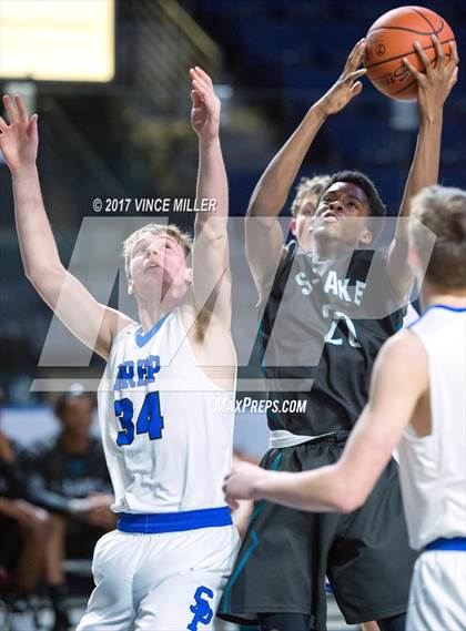 Thumbnail 3 in Seattle Prep vs. Spanaway Lake photogallery.