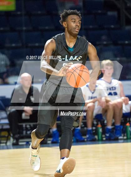 Thumbnail 1 in Seattle Prep vs. Spanaway Lake photogallery.