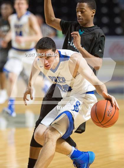 Thumbnail 2 in Seattle Prep vs. Spanaway Lake photogallery.