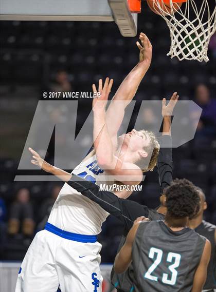 Thumbnail 1 in Seattle Prep vs. Spanaway Lake photogallery.
